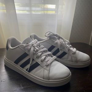 Adidas shoes size 4. Used but in excellent condition.